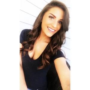 Meet your Posher, Lorrie